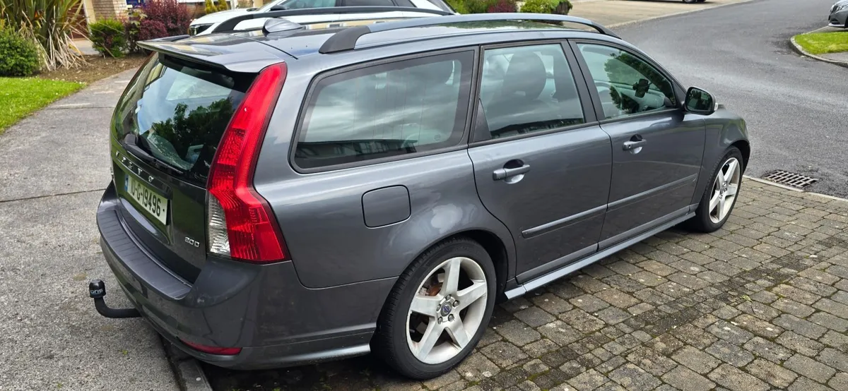 Volvo V50 2010 R Design S - Image 4