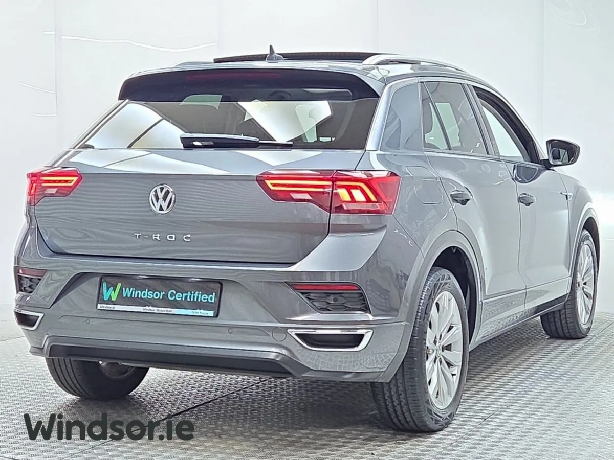 Volkswagen T-Roc 1.5 TSI R-Line 150BHP *Sun Roof* - Image 3