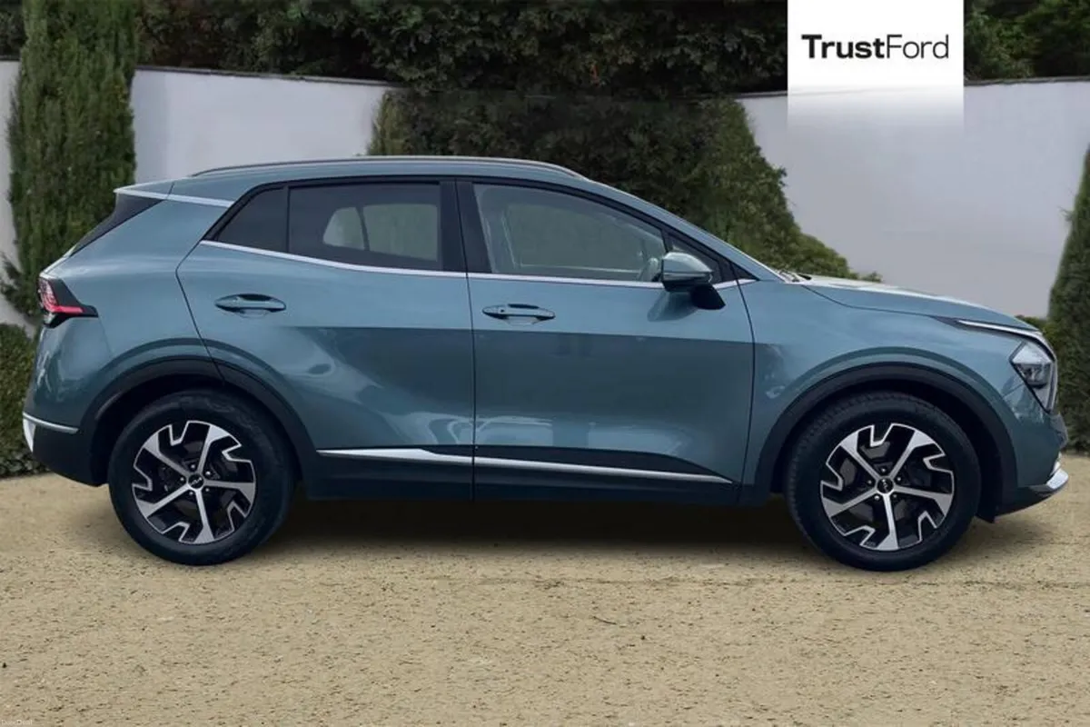 Kia Sportage T-GDi 3 SUV - Image 3