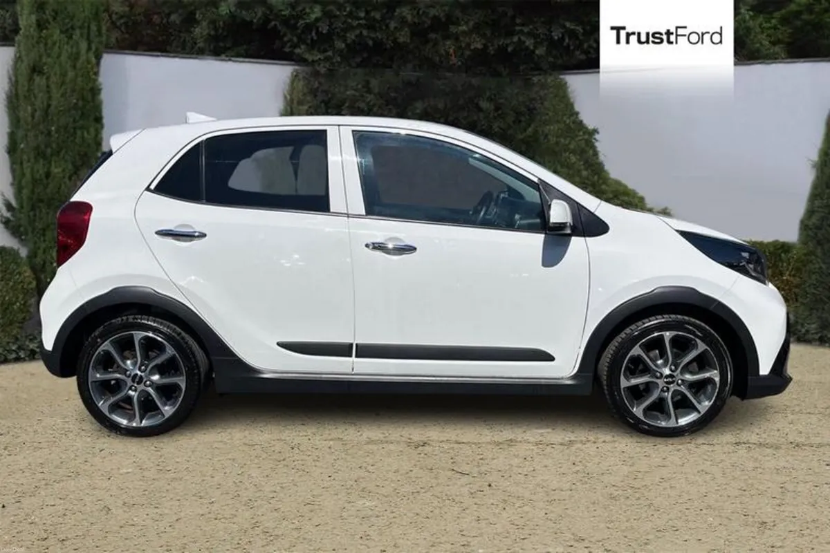 Kia Picanto X-Line S - Image 3