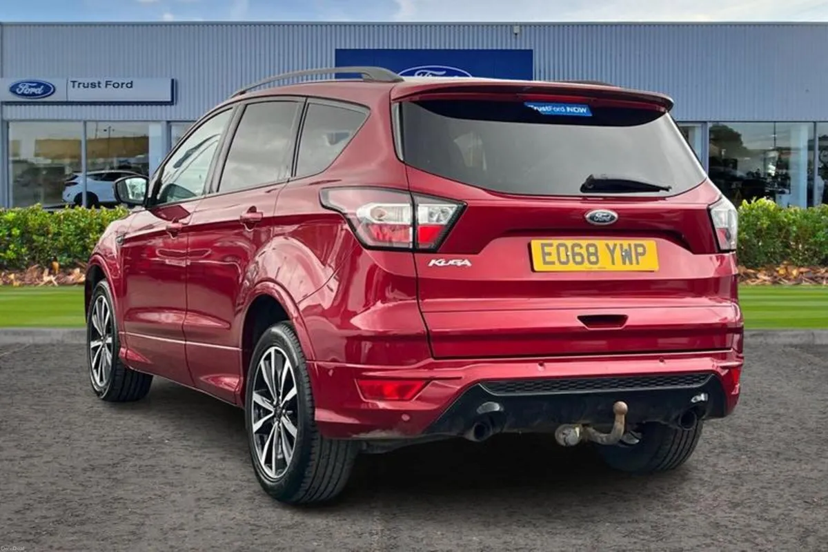 Ford Kuga ST-Line - Image 2