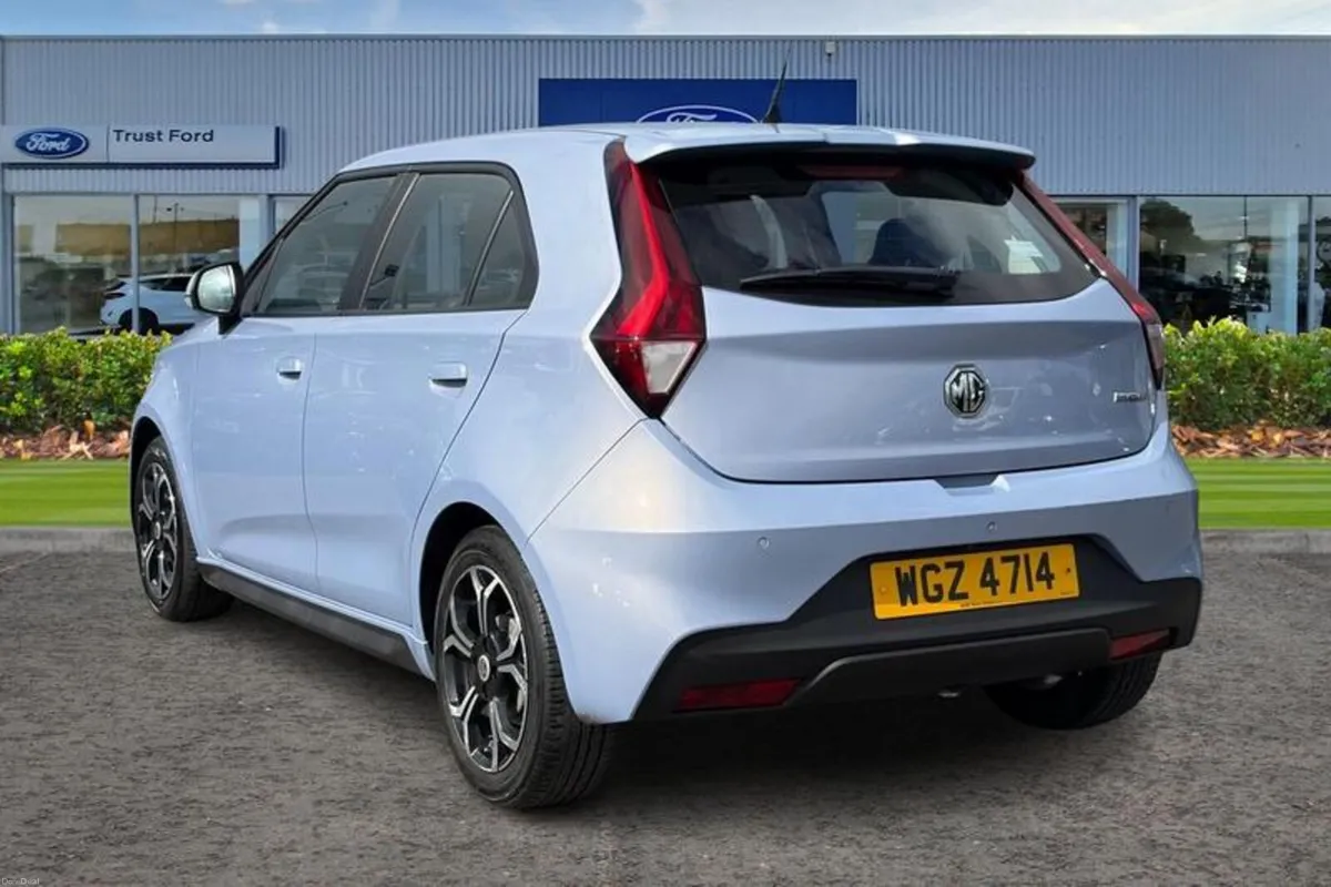 MG MG3 Exclusive - Image 2