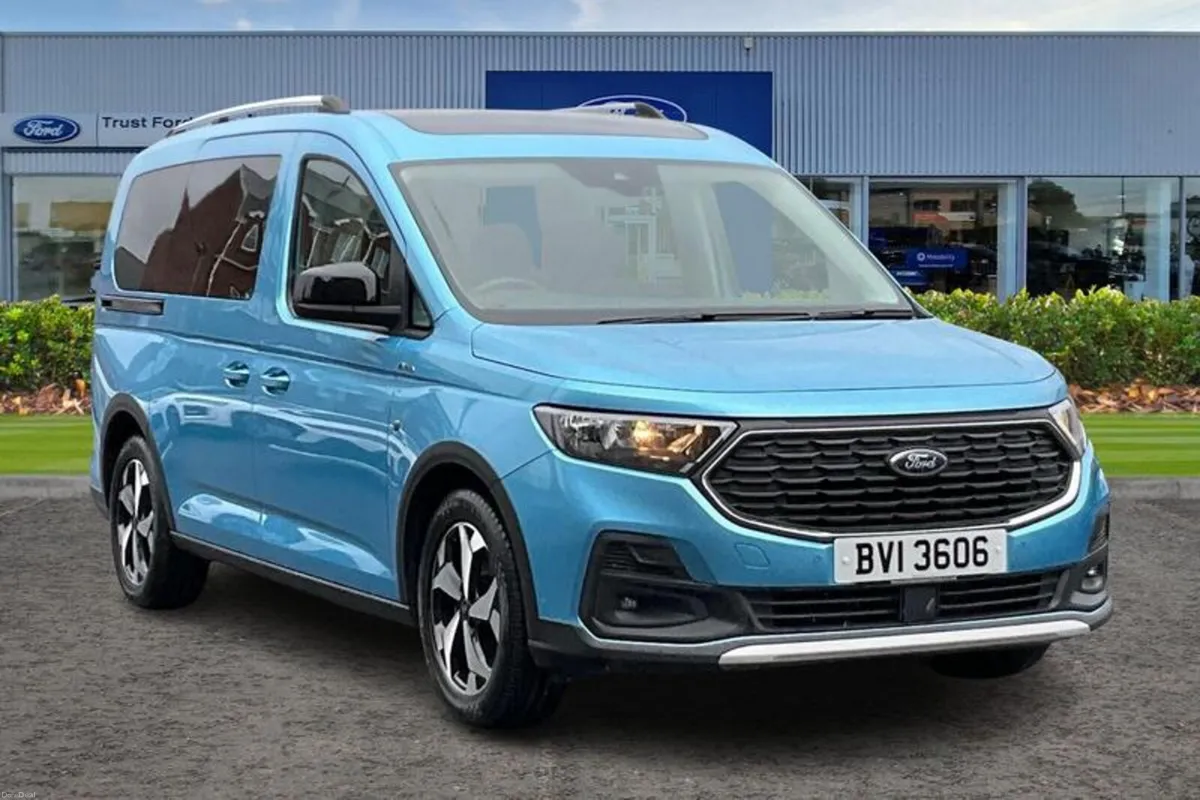 Ford Tourneo Connect 2.0 EcoBlue Active MPV 5dr Di - Image 1