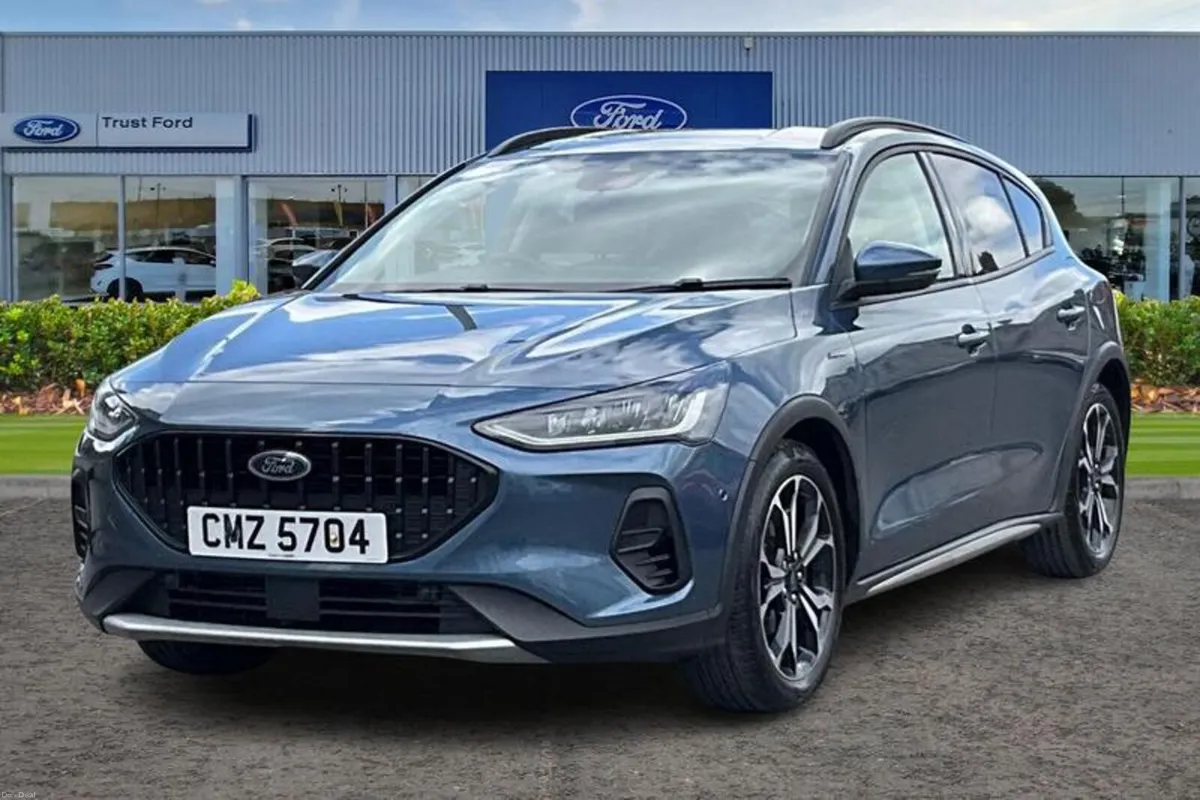 Ford Focus 1.0 EcoBoost Active X 5dr**REAR CAMERA - Image 5