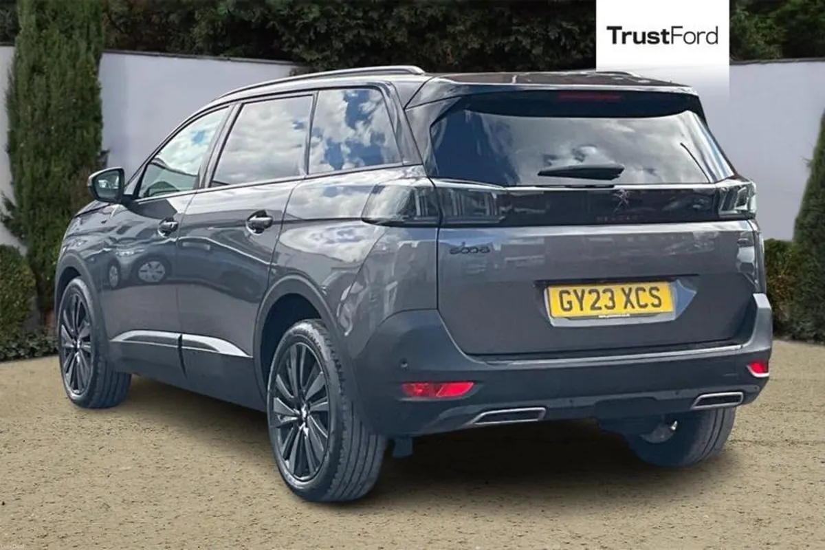 Peugeot 5008 GT - Image 2
