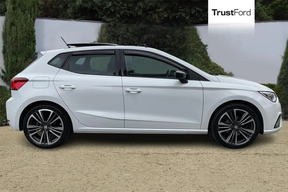 SEAT Ibiza Anniversary Limited Edition - Image 3