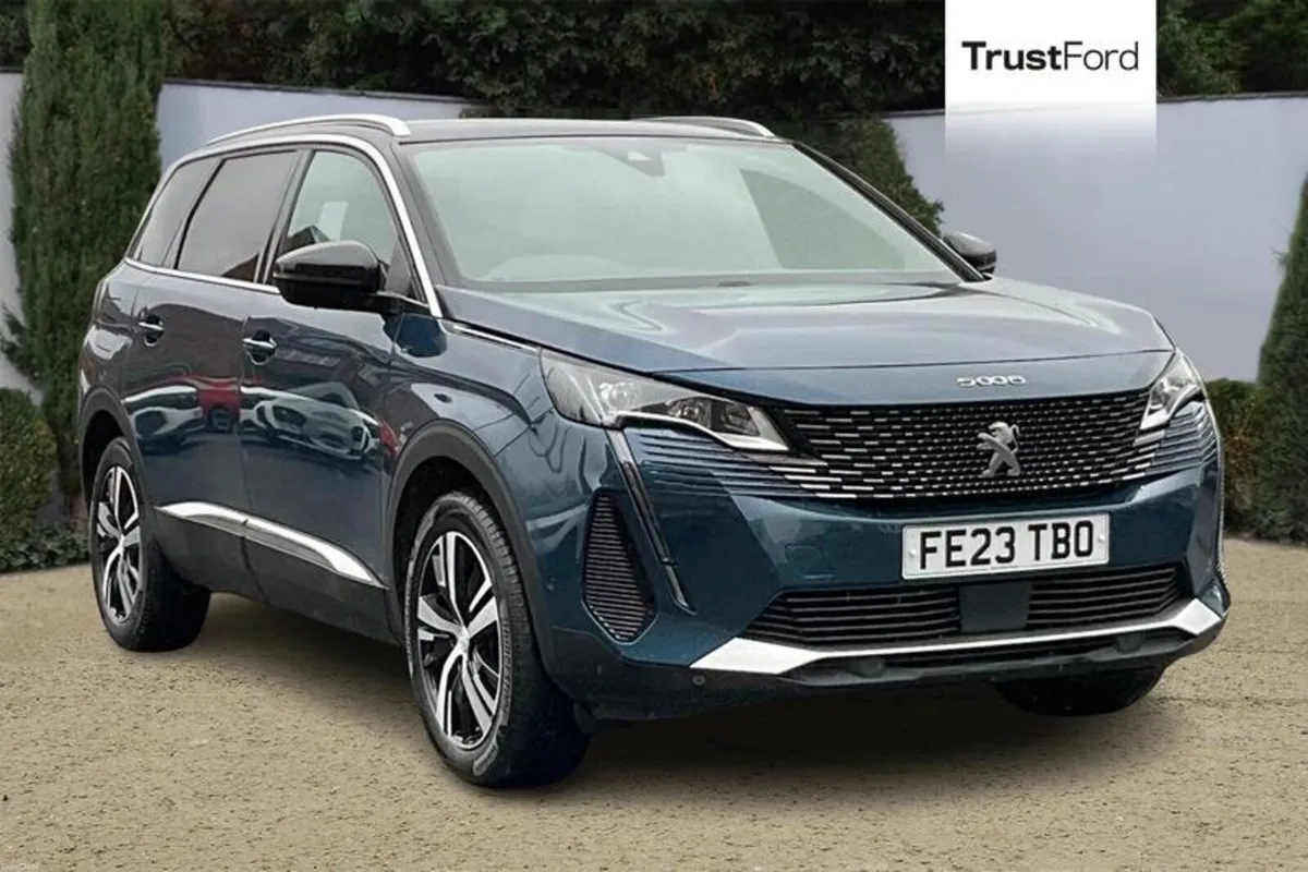 Peugeot 5008 GT - Image 1
