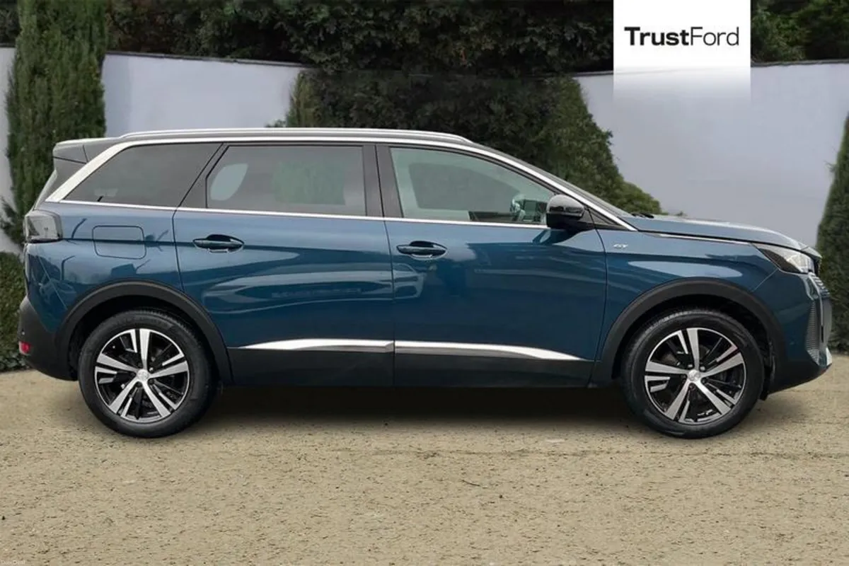 Peugeot 5008 GT - Image 3
