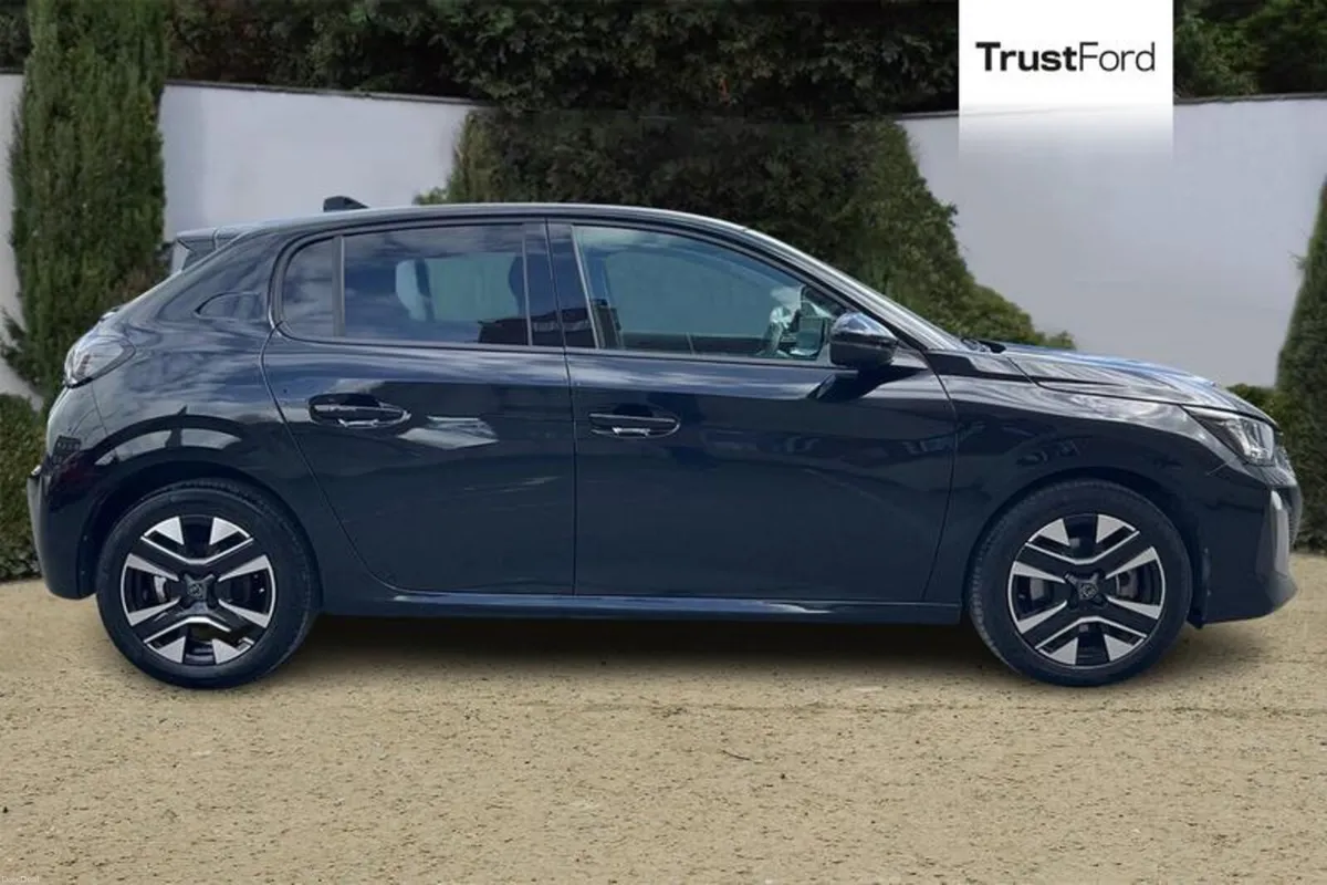 Peugeot 208 Allure - Image 3