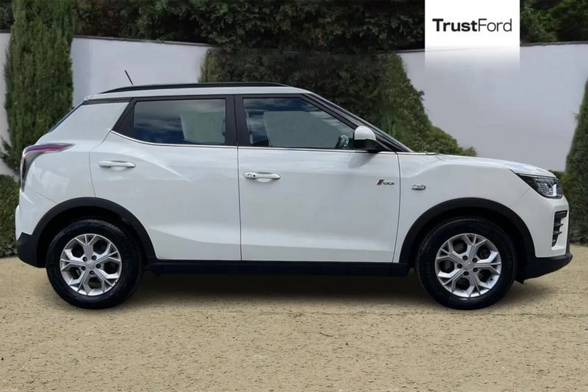 SsangYong Tivoli Ventura - Image 3