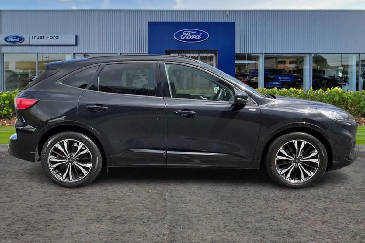 Ford Kuga ST-Line X Edition - Image 3