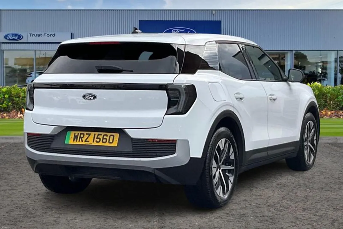 Ford Explorer Extended Range 77kWh Select SUV 5dr - Image 4