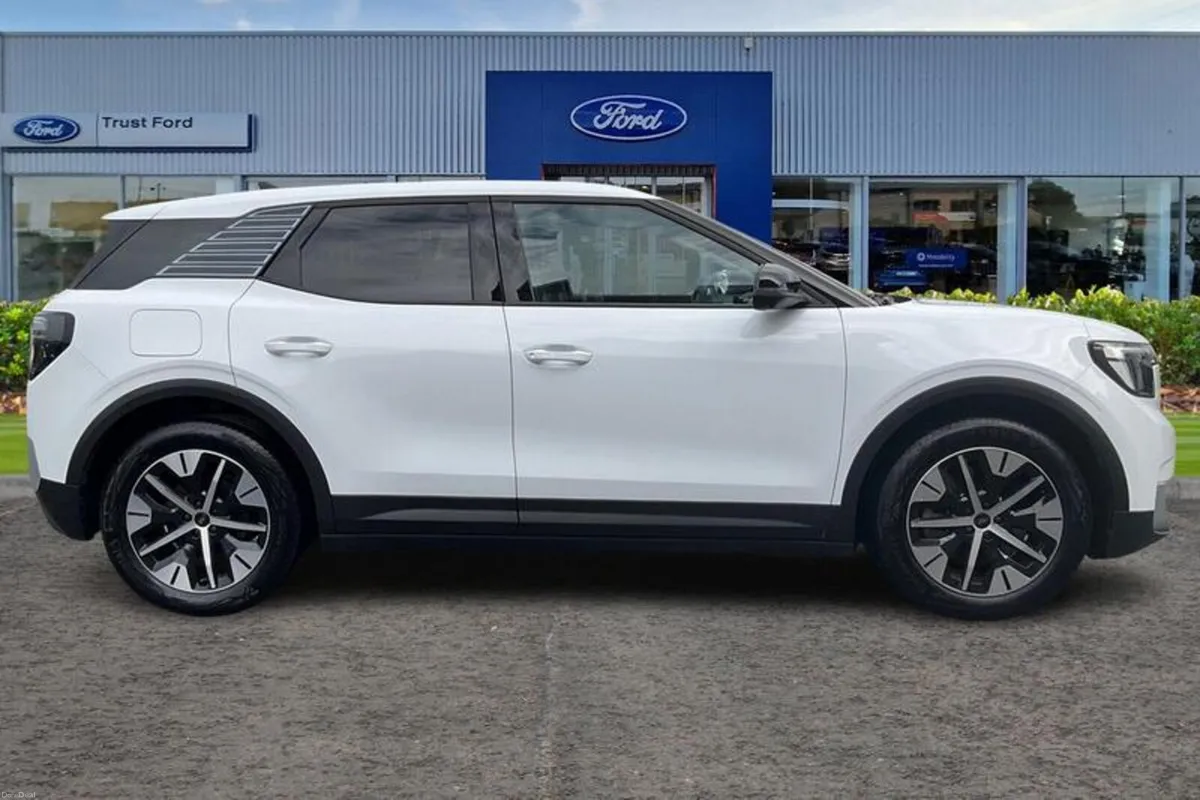 Ford Explorer Extended Range 77kWh Select SUV 5dr - Image 3