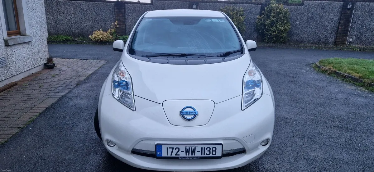 Nissan Leaf 2017 - Image 2