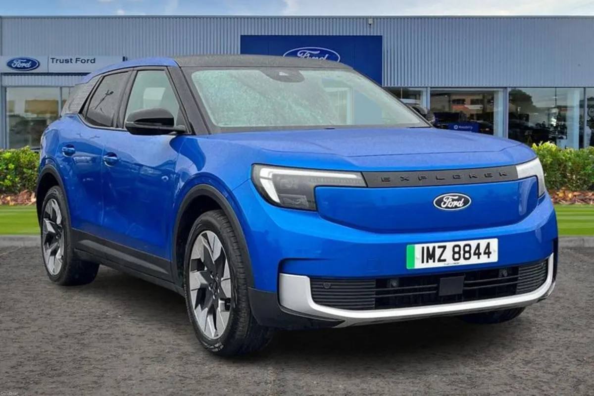 Ford Explorer Premium - Image 1
