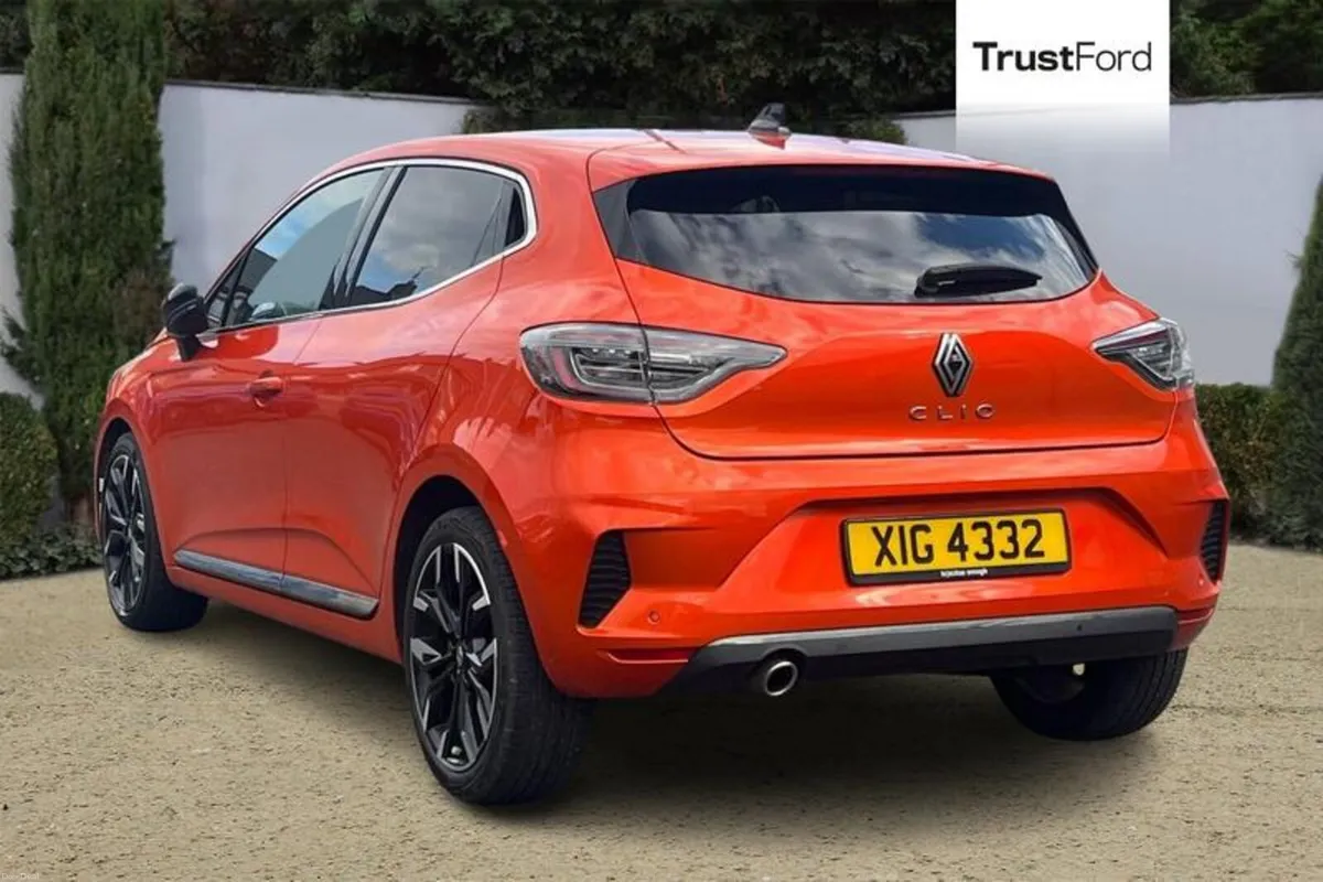Renault Clio Techno - Image 2