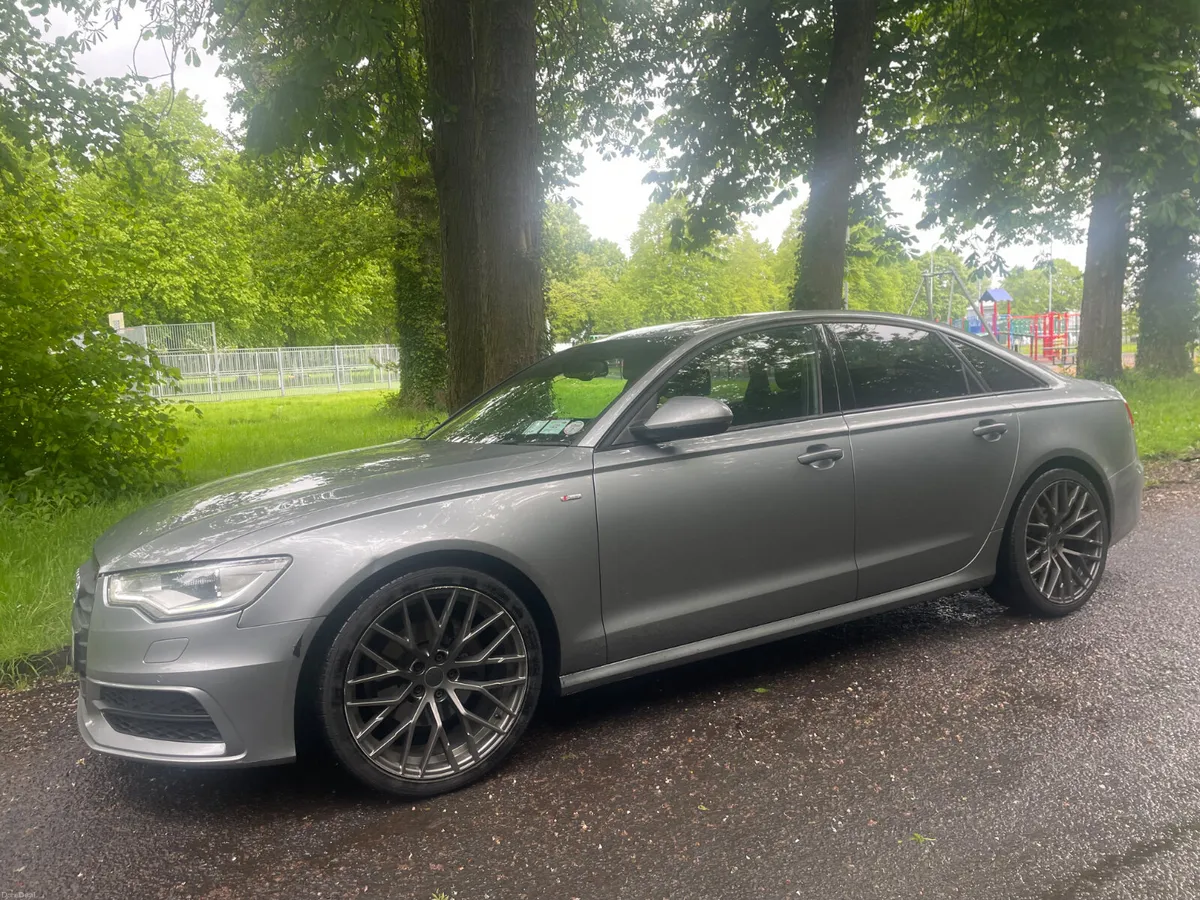 Audi A6   Auto S line factory black edition 2014 - Image 3