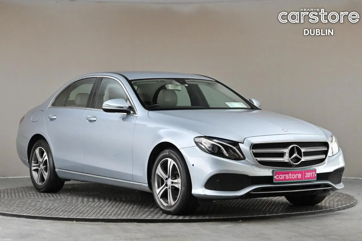 Mercedes-Benz E-Class E 200 D AVANTGARDE **BEIGE L - Image 1