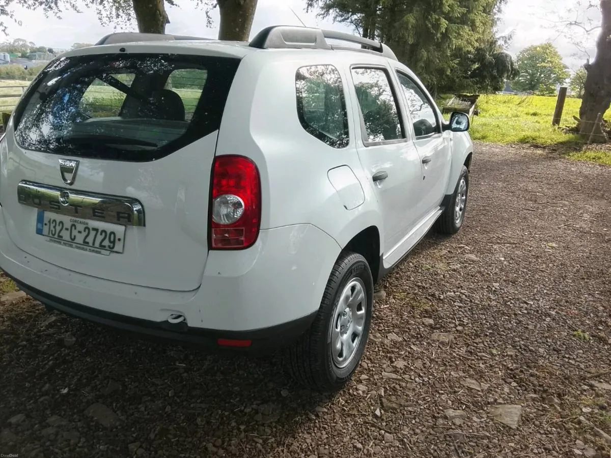 Car - Image 4