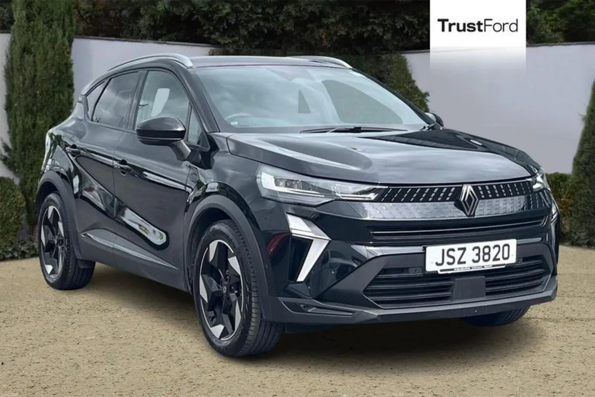 Renault Captur Techno - Image 1