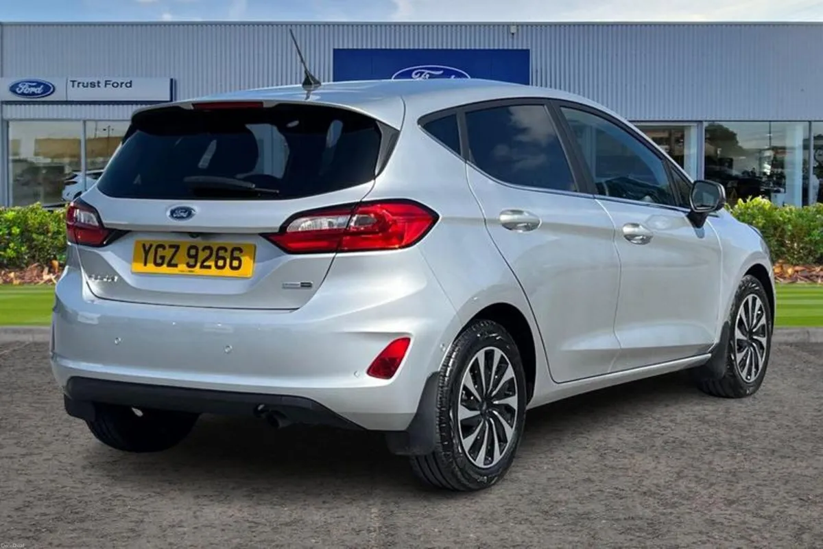 Ford Fiesta Titanium - Image 4