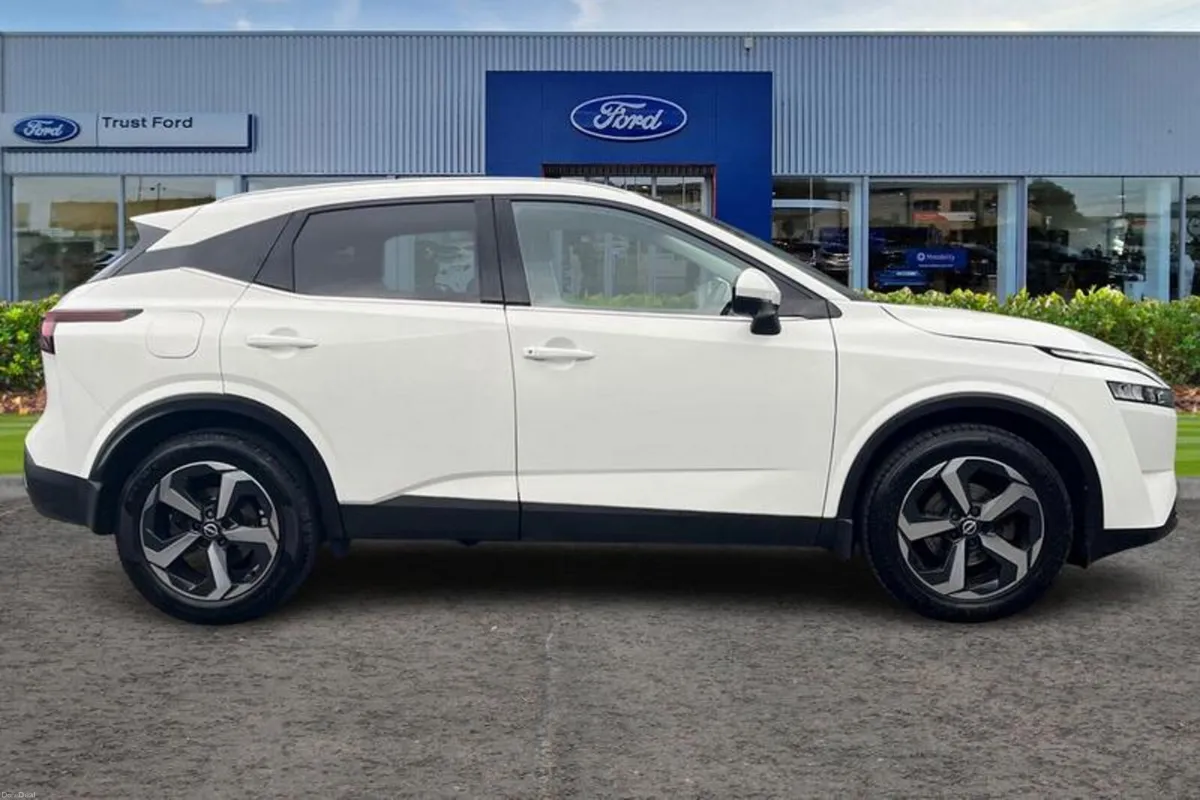 Nissan Qashqai N-Connecta - Image 3