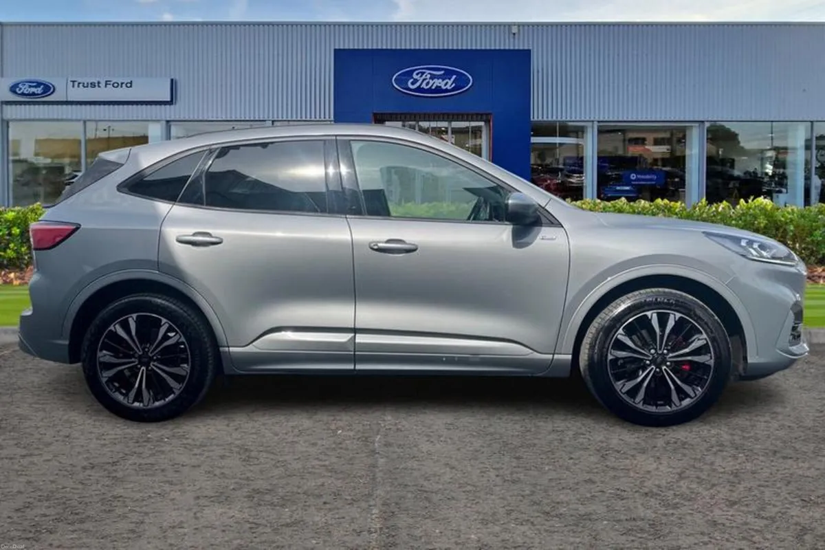 Ford Kuga ST-Line X Edition - Image 3