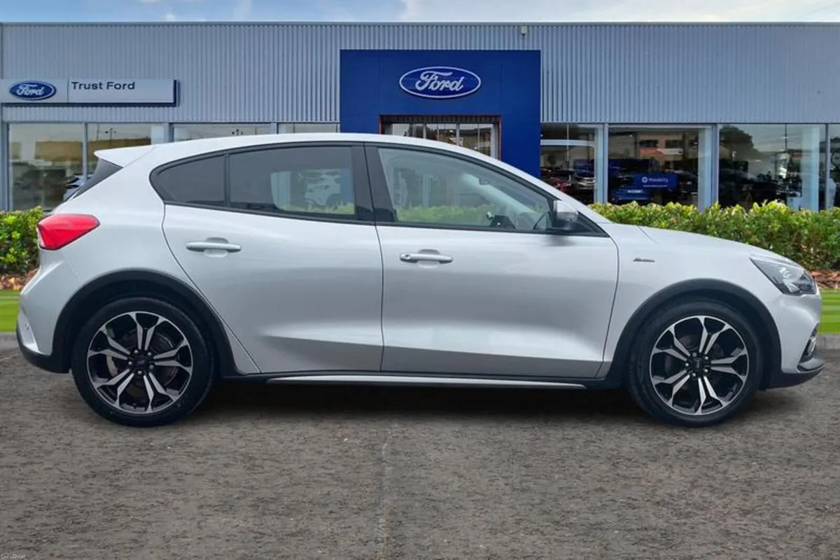 Ford Focus Active X Edition - Image 3