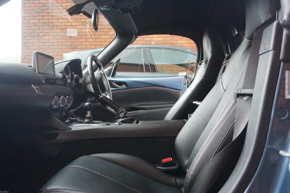 2017 Mazda MX-5 Artic Edition - 1 of 400 - Image 4