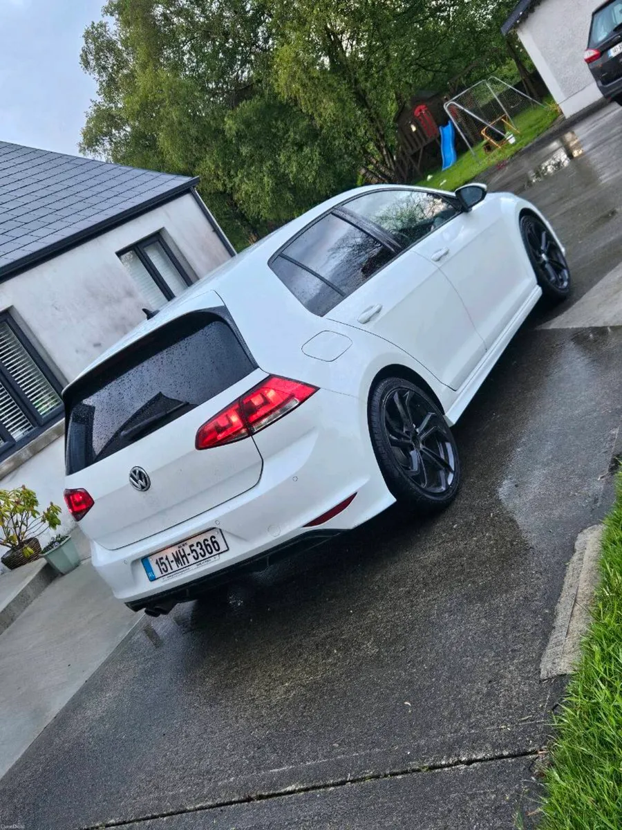 Volkswagen Golf 2.0 tdi r line tax and tested - Image 4