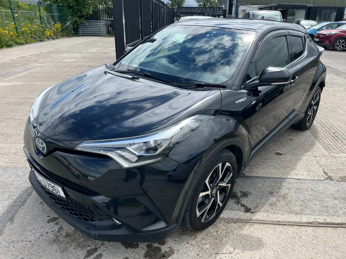 TOYOTA C-HR 2017, 1.8 HYBRIS AUTO LOW KM HIGH SPEC - Image 2