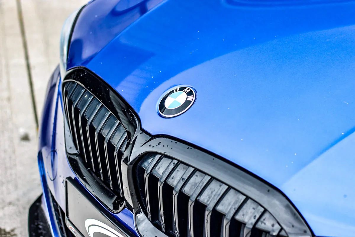 HUGE SPEC 2020 BMW 320D M-SPORT - Image 3