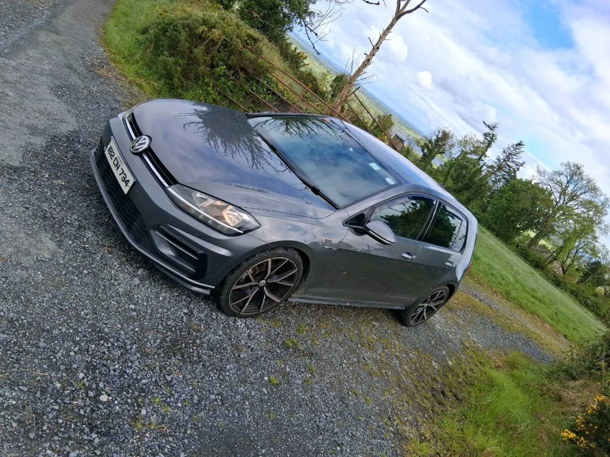 Volkswagen Golf R-Line 2.0 TDI BMT 150PS - Image 3