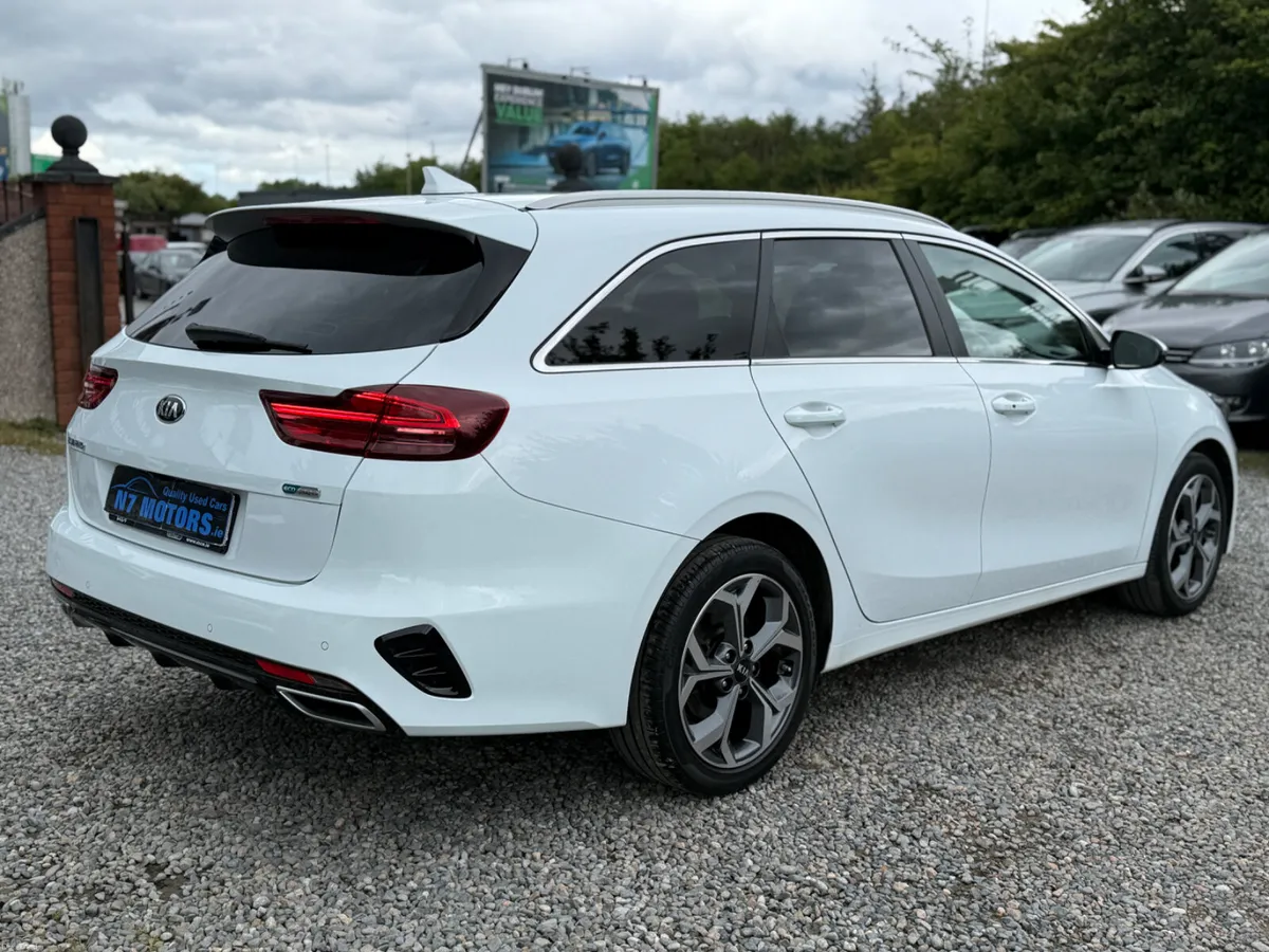 2021 Kia Ceed SW PHEV TRAILER AUTO - Image 3