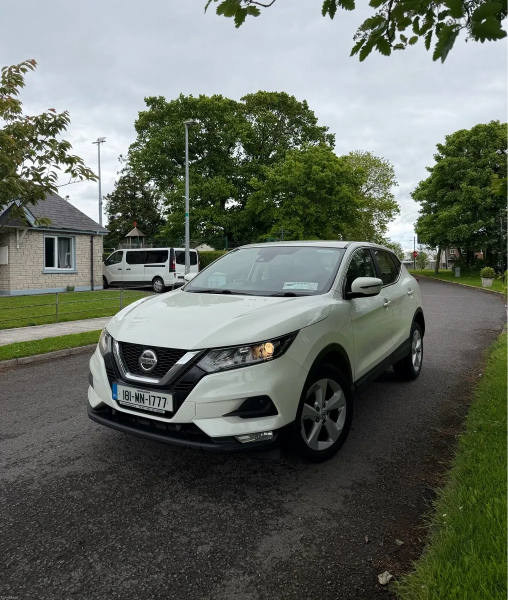 2018 Nissan Qashqai 1.5dci | New NCT 5/28 & Tax - Image 1