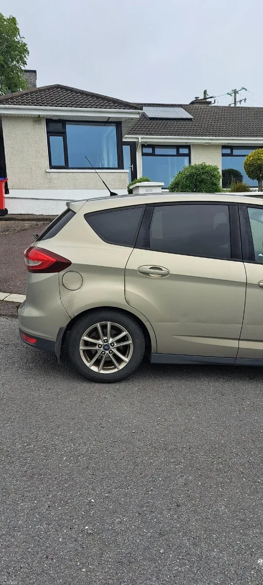 Ford C-Max 2016 - Image 4