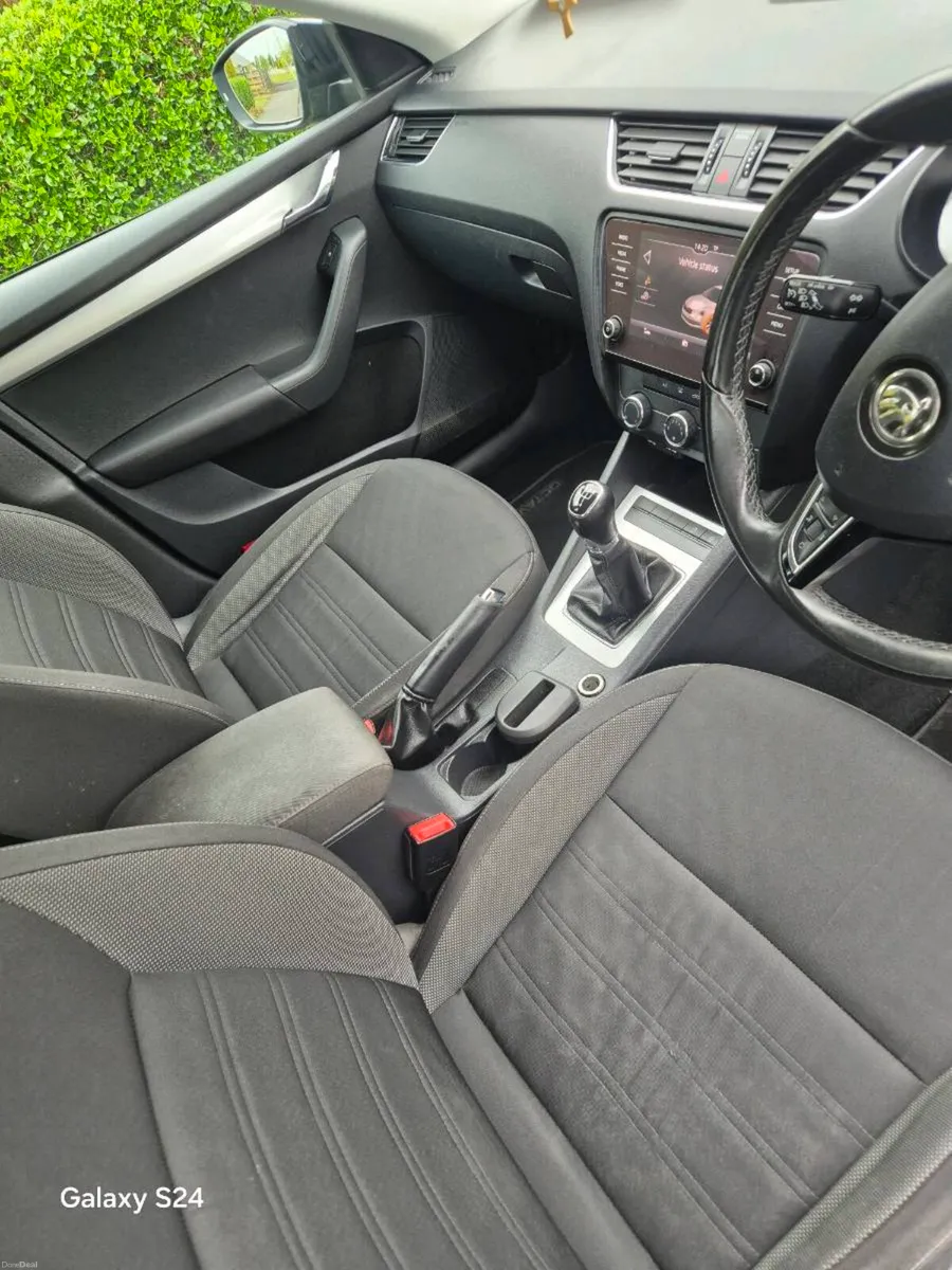Skoda Octavia Diesel 172 Estate - Image 4