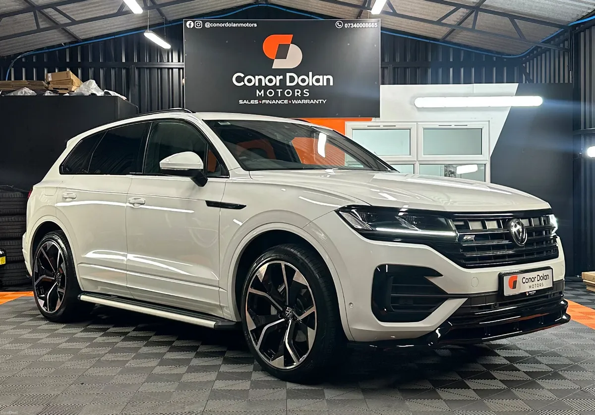 Volkswagen Touareg R Line (Ni Jeep) - Image 1