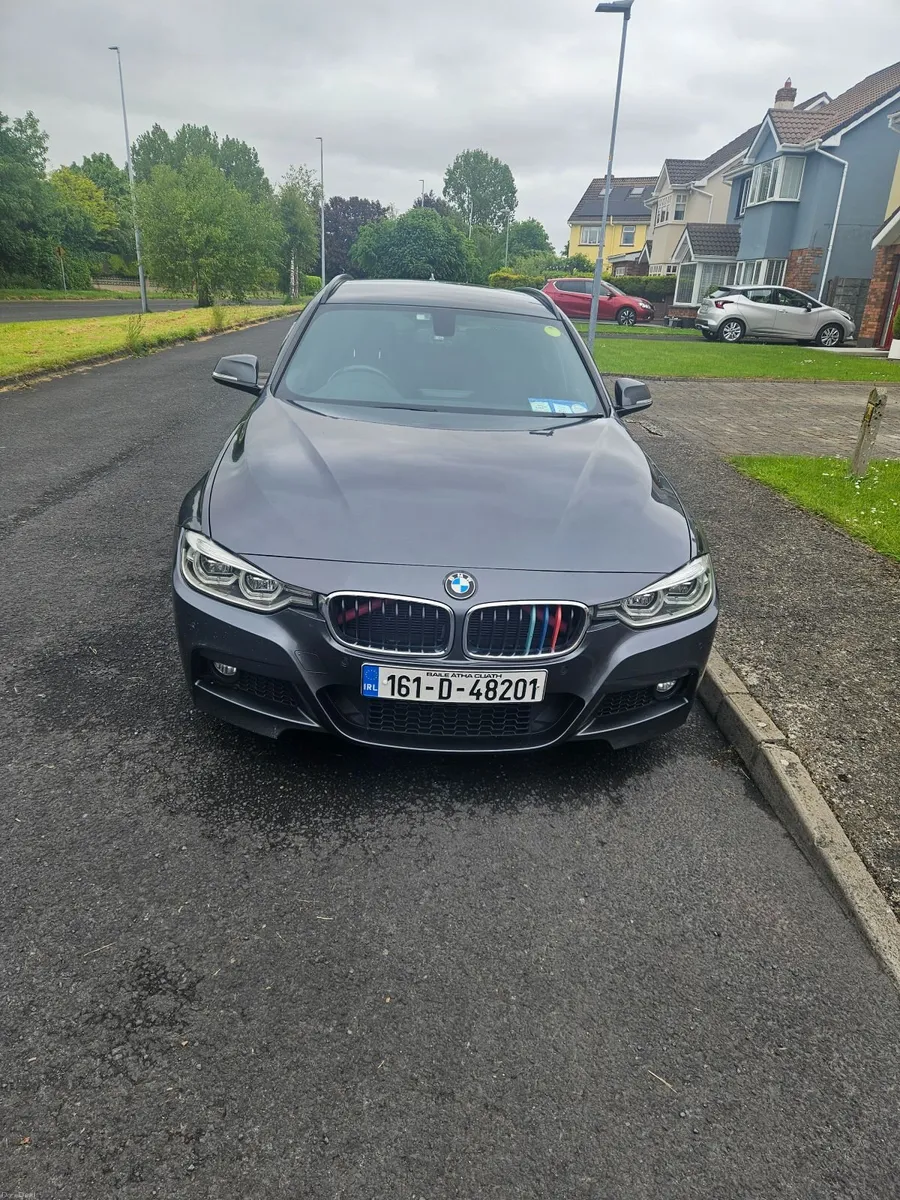 BMW 3-Series 2016 318d M Sport Touring - Image 4