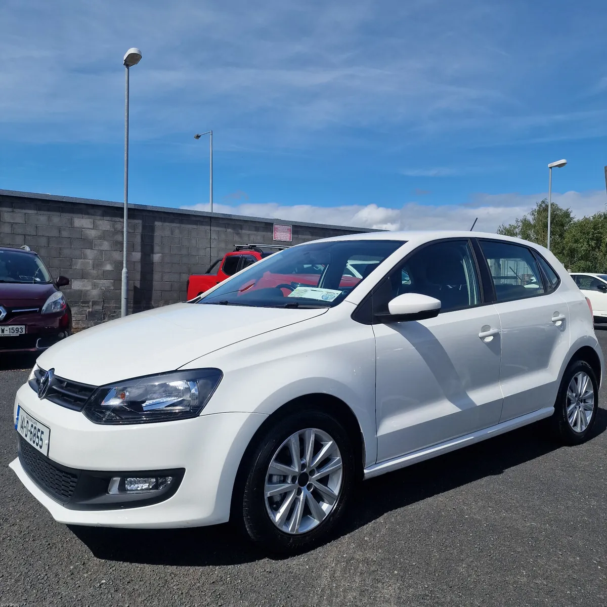 Volkswagen Polo 2014 Trendline Good Service Histor - Image 3