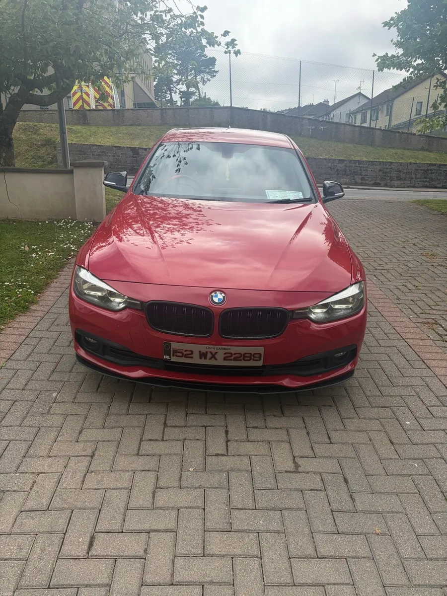 BMW 3s M Spot Red - Image 2