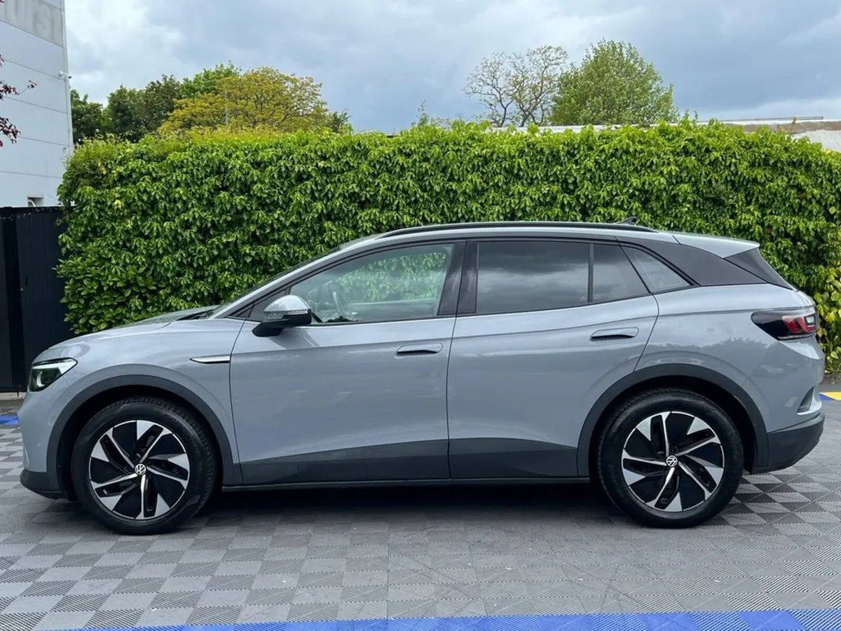 Volkswagen ID.4 PURE LIFE 52 KWH // APPLE CARPLAY/ - Image 3
