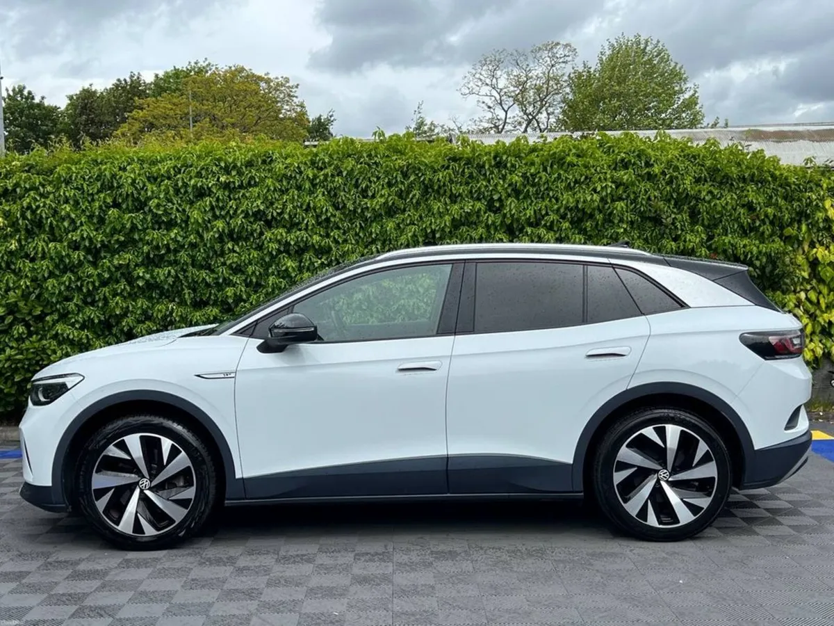Volkswagen ID.4 PRO 1ST EDITION 77KWH // 20" DIAMO - Image 3