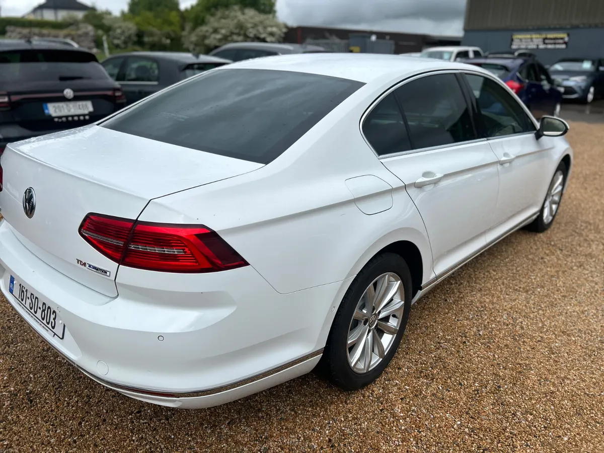 Volkswagen Passat highline 1.6 TDI - Image 6