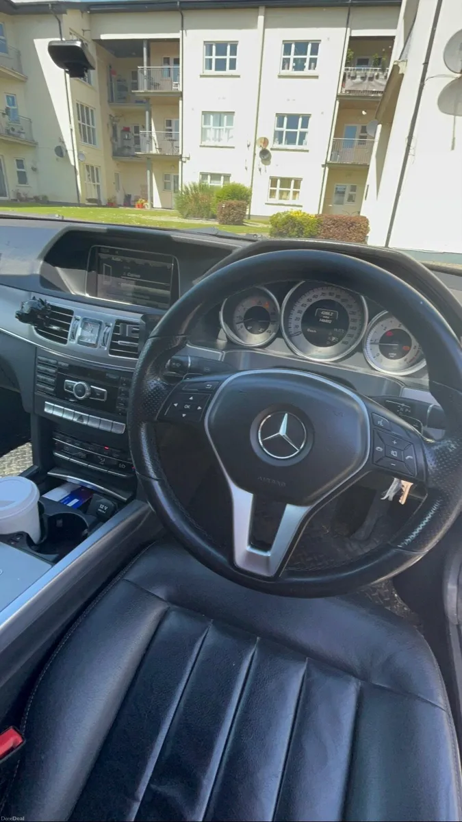Mercedes-Benz E-Class 2014 - Image 1