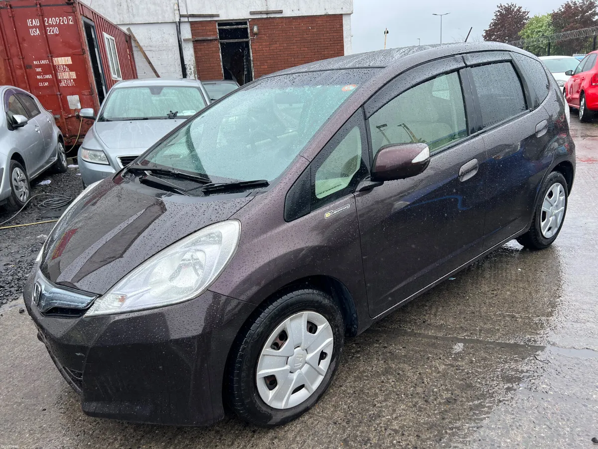 Honda Fit 2012 Automatic/ only 76k km/ warranty - Image 2