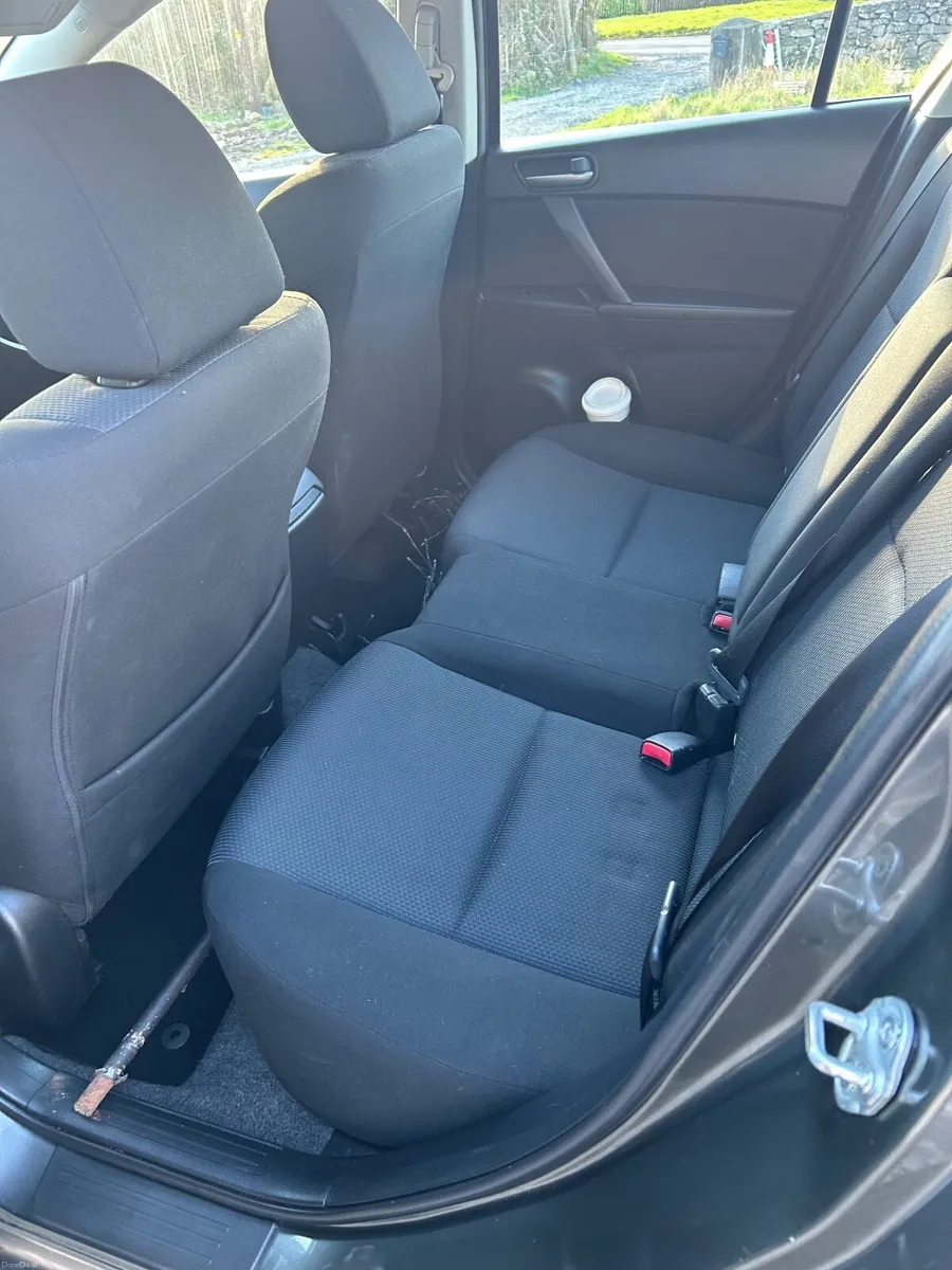 Mazda Mazda3 2011 - Image 3