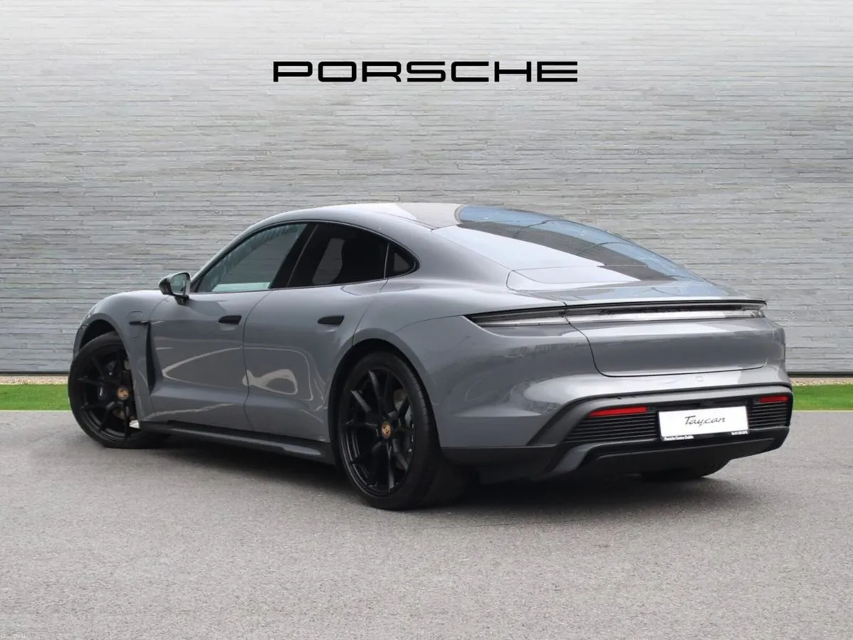 Porsche Taycan Black Edition - Image 3
