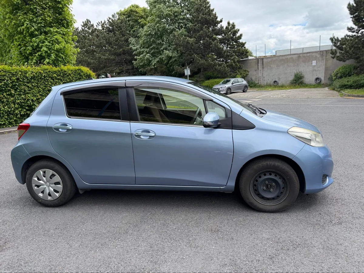 Toyota Vitz 2012 - Image 3
