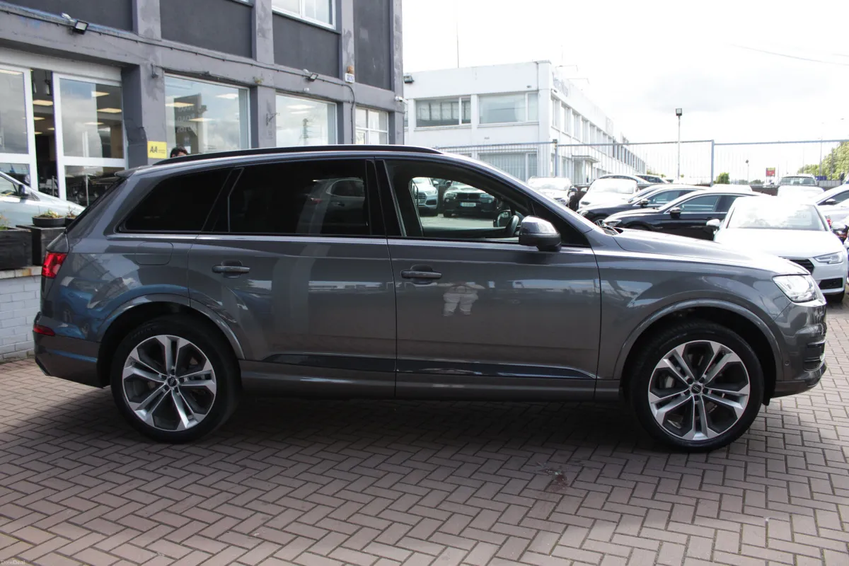 2020 AUDI Q7 SPORTLINE 5DR 7 SEATER AUTO 2.0TFSI - Image 3